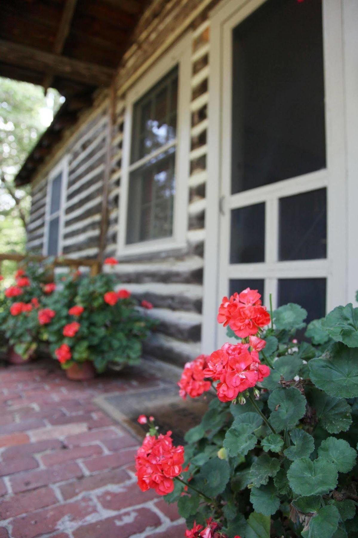 The Inn At Stratford Hall East End Экстерьер фото