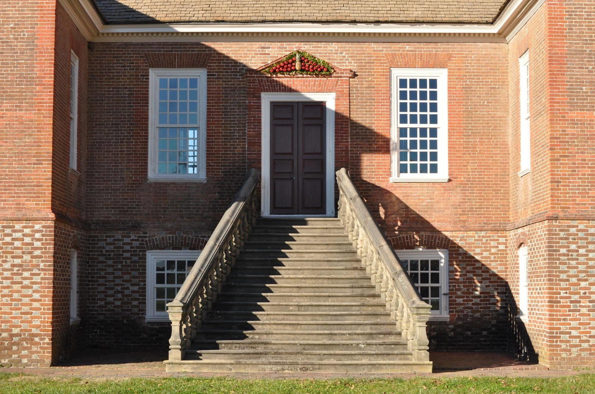 The Inn At Stratford Hall East End Экстерьер фото